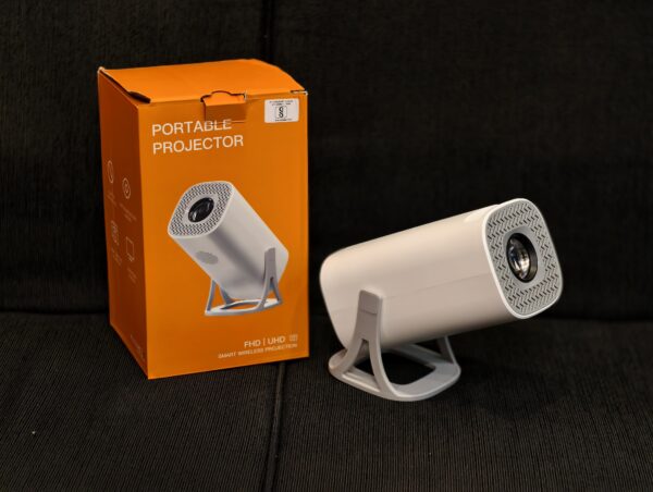 Mini smart android projector